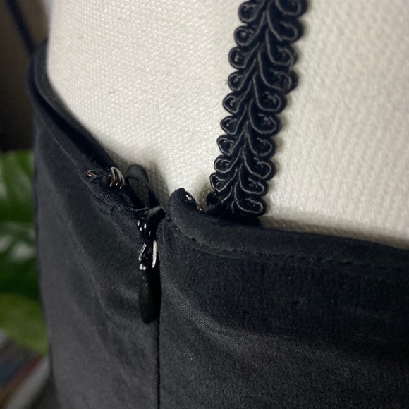 NWT BEBE Black Silk Beaded Fringe Mini Skirt XS - Picture 7 of 10